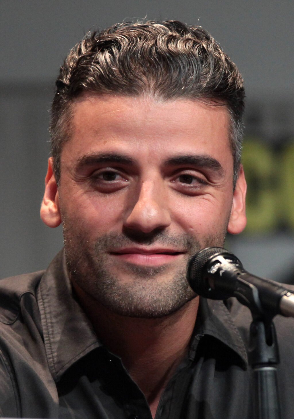 Oscar Isaac official photo