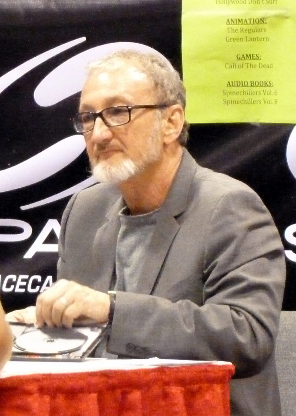 Robert Englund